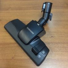 Samsung Samsung DJ97-01402A Основная насадка пол ковер с креплением под защелку (DJ97-01402A насадка пол-ковер)