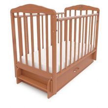 Малика Зебра с ящиком орех