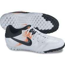 Шиповки Nike Bomba 415128-108 Jr