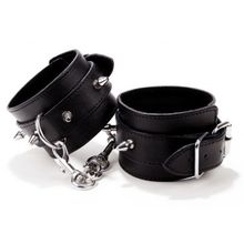 Чёрные кожаные наручники с шипами Spiked Leather Handcuffs Черный