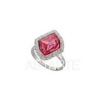 Charmelle Кольцо  «ромб» с розовым кристаллом RE2801AA