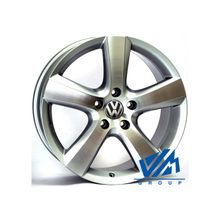 Replica WSP W451 8.0x18 5 130.00 ET57.0 d71.6 Silver