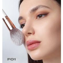 Topface Кисть для макияжа №01 Powder Brush для пудры и любых сухих текстур PT901