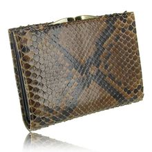 Кошелек женский из кожи питона, цвет: карамель