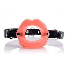 XR Brands Кляп в форме губ Sissy Mouth Gag (розовый с черным)