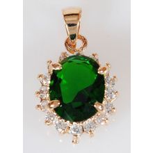 Кулон с зелёным фианитом "Овал в цирконах"