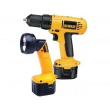 Аккумуляторная дрель DeWalt DC740KAT