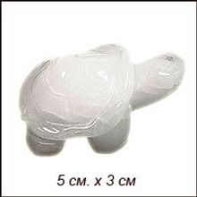 Черепаха из белого агата