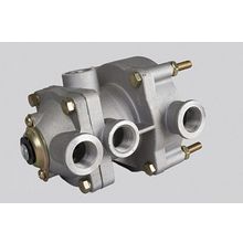 Клапан управления тормозами прицепа 100-3522010К , ЗИЛ, МАЗ  двухпроводный