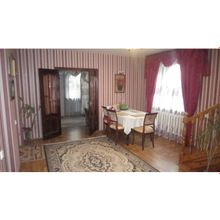 Продается дом 170м2 на участке 6+6 соток. Дом полностью из кирпича.