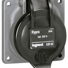 Встраиваемая розетка Hypra - IP 44 - 2К+З - бытовая - 250 В - 16 А - пластик | код 053903 | Legrand