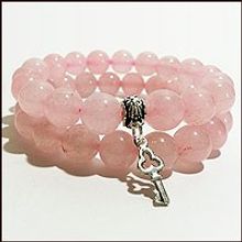 Набор браслетов из розового кварца "Ключик" (10 мм.). Авторская работа