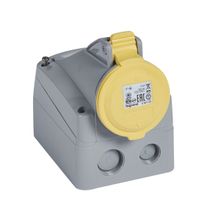 Розетка накладная - P17 Tempra Pro - IP 44 - 100 130 В~ - 16 A - 3К+З | код 555152 | Legrand