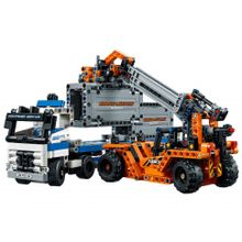 Конструктор LEGO 42062 Technic Контейнерный терминал