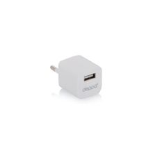 сетевое зарядное устройство компакт Deppa Ultra 1 А + кабель Lightning для Apple iPhone 5, iPad mini, белый