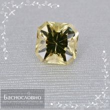 Лимонный цитрин из Бразилии огранки в Баснословно квадрат октагон 11,97x11,97мм 7,77 карат