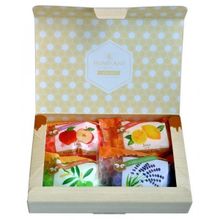 Подарочный набор мыла Мед и травы Master Soap Honey Soap Set 4шт