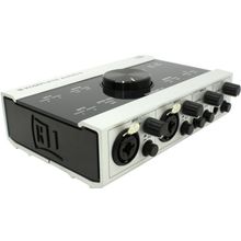 Звуковая карта  Native Instruments Komplete Audio 6 (RTL) (Analog 4in 4out, S PDIF in out,  MIDI  in out,  USB2.0)