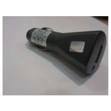 Универсальная автомобильная зарядка  USB    "VOLTS"