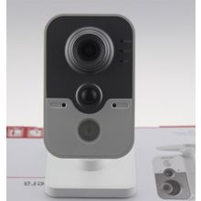 Hikvision DS-2CD2442FWD-IW 4 mm