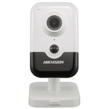 Камера Hikvision DS-2CD2423G0-IW