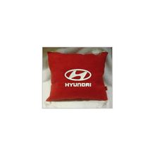  Подушка Hyundai красная с кистями белыми