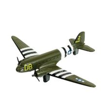 MotorMax Boeing C-47 Skytrain 1:100