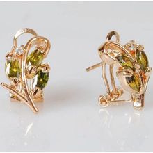 Серьги с перидотом "3 рис циркон"