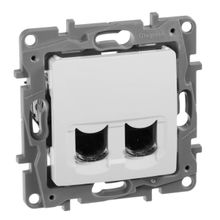 Legrand Розетка компьютерная 2хRJ45 Legrand Etika 6 кат UTP белая 672254 ID - 238474