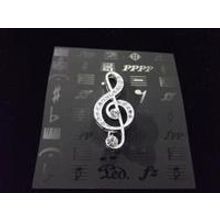 Брошь Скрипичный ключ 3,5см.стразы серебро