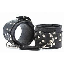Чёрные наручники из кожи с пряжкой (46028)