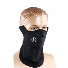 Защитная маска с отверстиями для дыхания микс