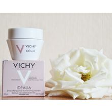 Vichy Ideal Soleil увлажняющий спрей-вуаль SPF 50 200 мл и спрей для детей SPF 50+ 200 мл