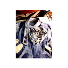 Авторский ПОШИВ джинсового жакета (джинсовой куртки)  с уникальной джинсовой аппликацией на верхней части планки изделия.ИНТЕРНЕТ-АТЕЛЬЕ! ОНЛАЙН ЗАКАЗ!