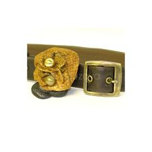 Ремень с желтым бантом