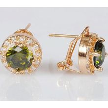 Серьги с перидотом "Круг в цирконах"