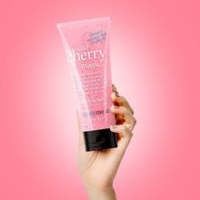 Скраб для тела Дикая вишня Treaclemoon Wild Cherry Magic Body Scrub 225мл