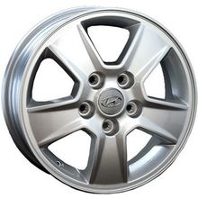 Replica Hyundai (HND71)  5.5x15 5x114.3 D67.1 ET47 серебристый