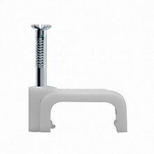 Скоба 6мм плоская пластиковая (20шт) | код. USK21-06-020 |  IEK