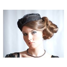 Шляпка "черная таблетка"