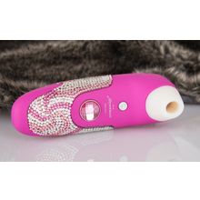 Womanizer Розовый стимулятор клитора Womanizer Crystal Dreams (розовый)