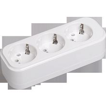 Колодка розеточная   CLASSIC 3-местный, с заземлением, KYP11-16-03-00-Z | код. KYP11-16-03-00-Z |  IEK