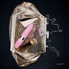 Lelo Розовый мини-вибромассажер Mia 2 Petal Pink (розовый)