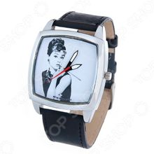 Mitya Veselkov «Одри курит» CH