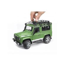 Bruder Внедорожник Land Rover Defender 02-590