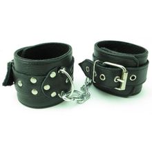 Чёрные наручники из кожи с пряжками (49057)