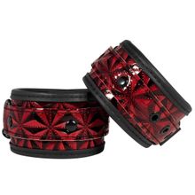 Shots Media BV Красно-черные поножи Luxury Ankle Cuffs (красный с черным)