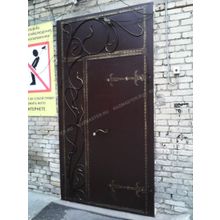 Входная металлическая дверь с коваными элементами, №1