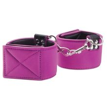 Shots Media BV Чёрно-розовые двусторонние оковы на ноги Reversible Ankle Cuffs