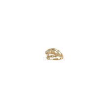 Золотое кольцо  из желтого золота с фианитами Пантера фауна